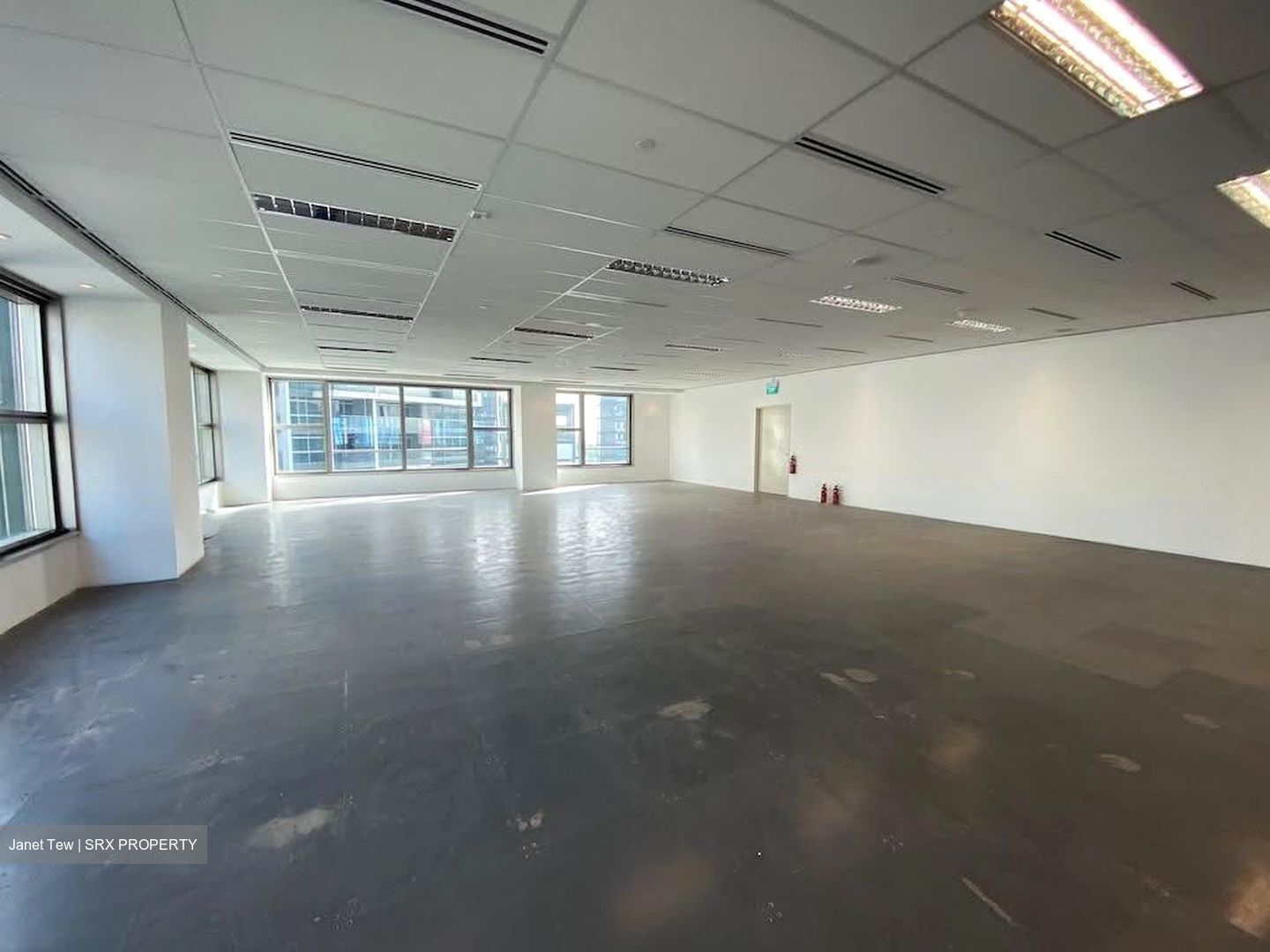 The Heeren (D9), Office #630127861